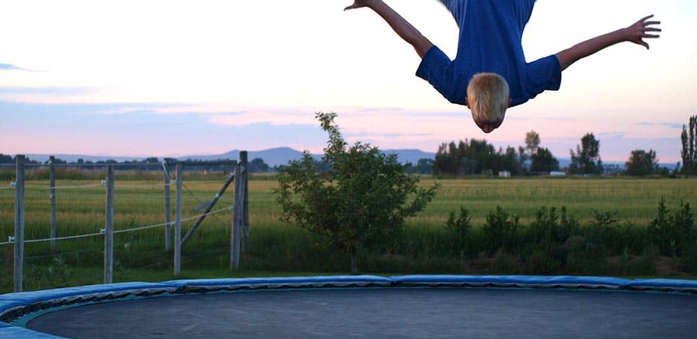 Are Bounce Houses Safer than Trampolines? | Are They Dangerous?