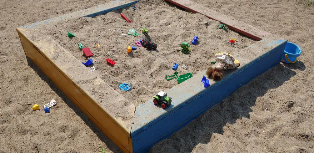 Sandbox DIY Drainage Ideas: Keeping Your Sand Dry