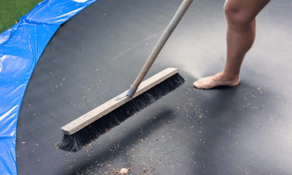 Overview Of Trampoline Cleaning