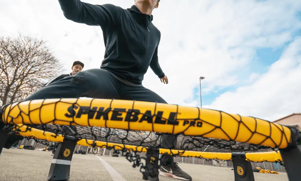 Pro Spikeball Set Components